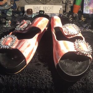 Mystique Pink tye dye sandals